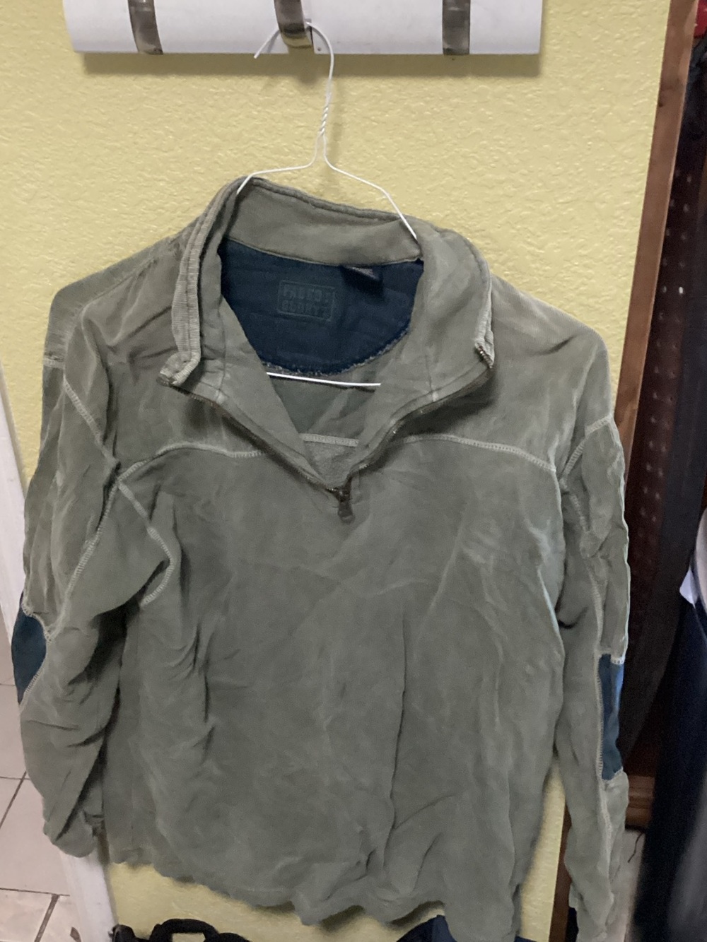 Faded Glory Olive Green Quarter-Zip Pullover with Navy Accents